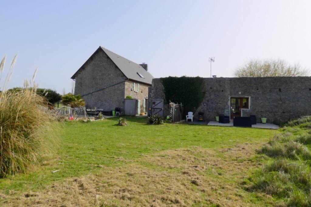 Gite Au Pied Des Dunes, 200M De La Plage Montmartin-sur-Mer Exterior photo